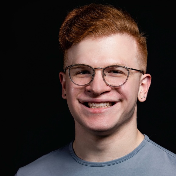 Meet your Posher, Andrew - Picture 1 of 1